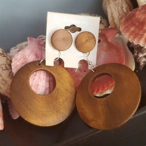 2 pair I dare you? To be uniquely you get earrings